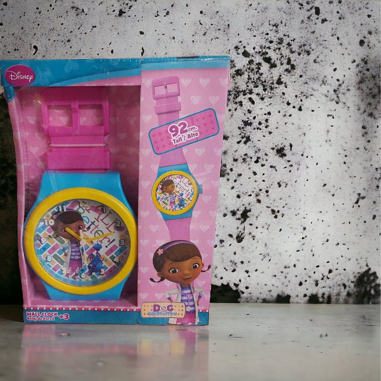 Doktor mcstuffins vægur 92 cm