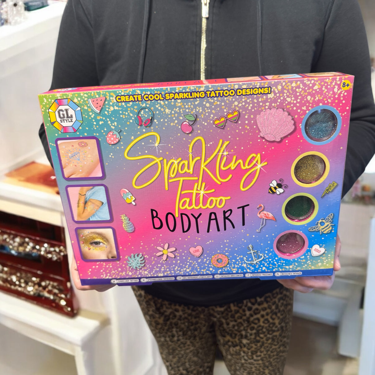 Sparkling bodyart tatoo