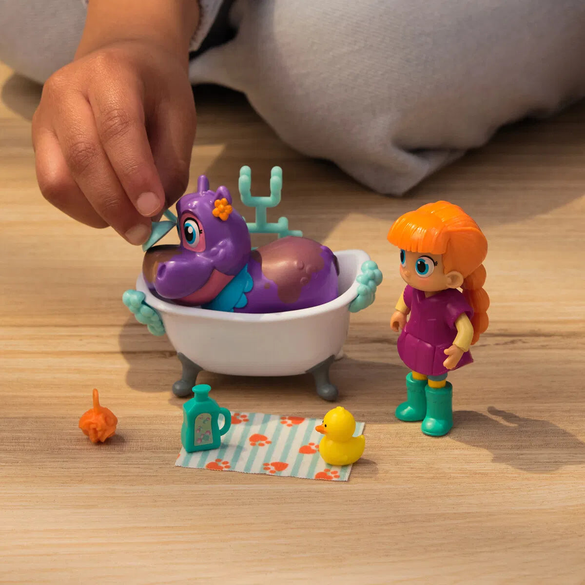 Vida the Vet Figure Story Pack -Vida&Juno