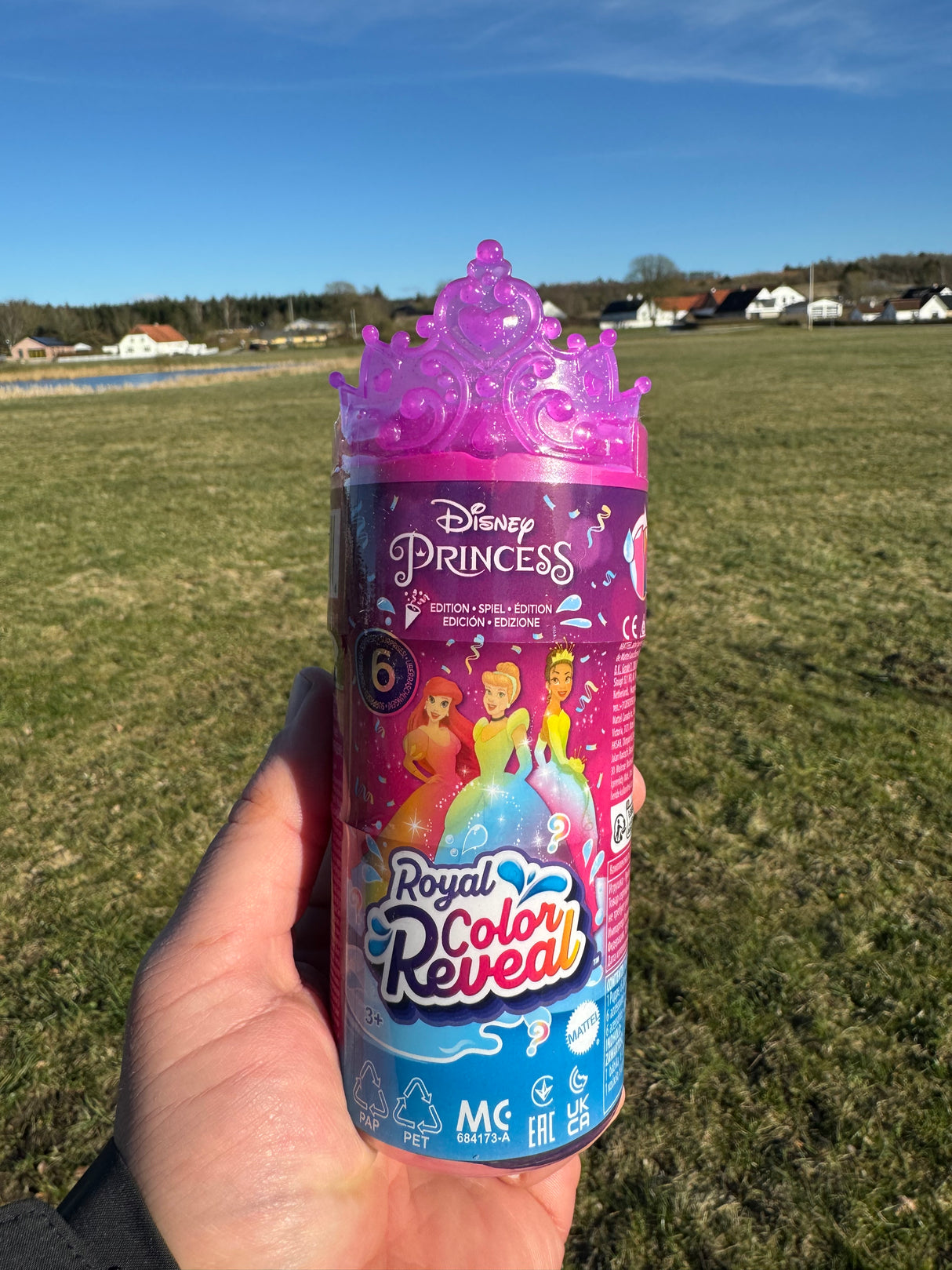 Disney Princess colour reveal surprise