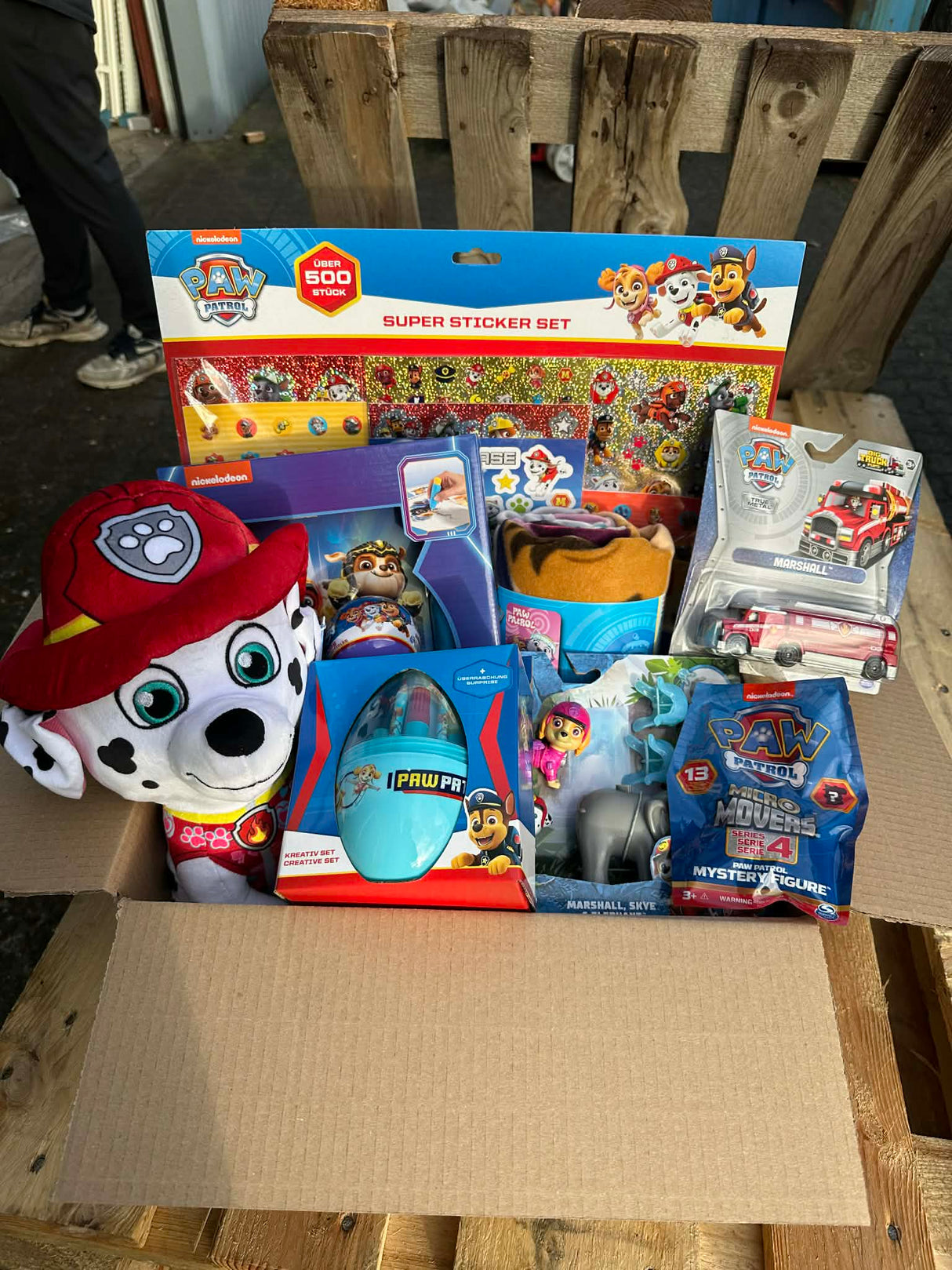 Mysterybox Paw Patrol (Indeholder for mindst 700kr og 8+ produkter)