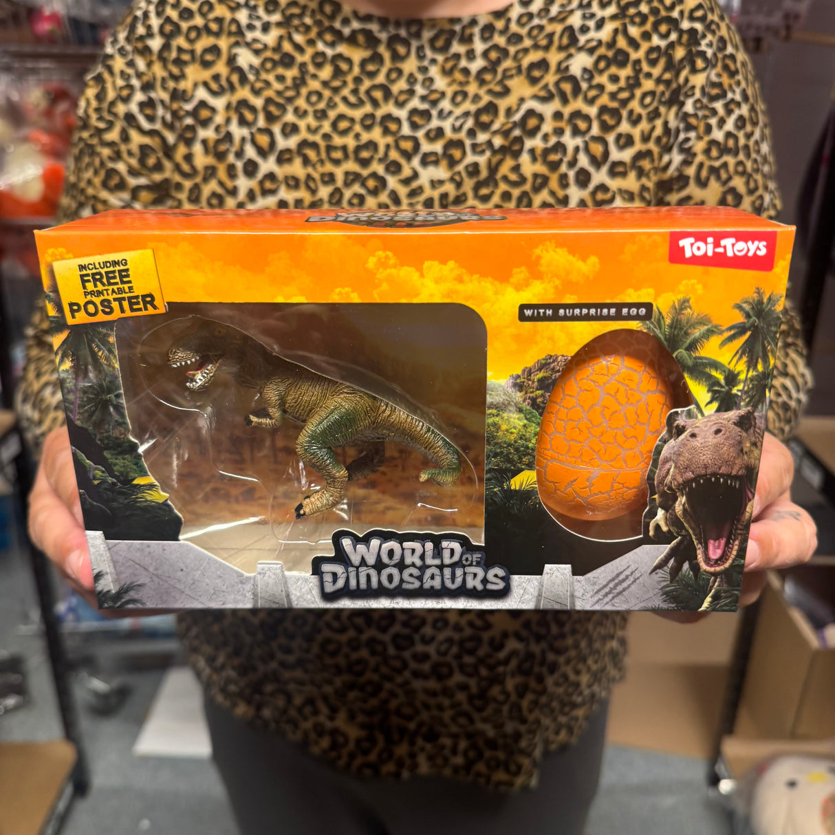 Dinosaur sæt med figur og surprise egg (leveres assorteret - 6 forskellige modeller)