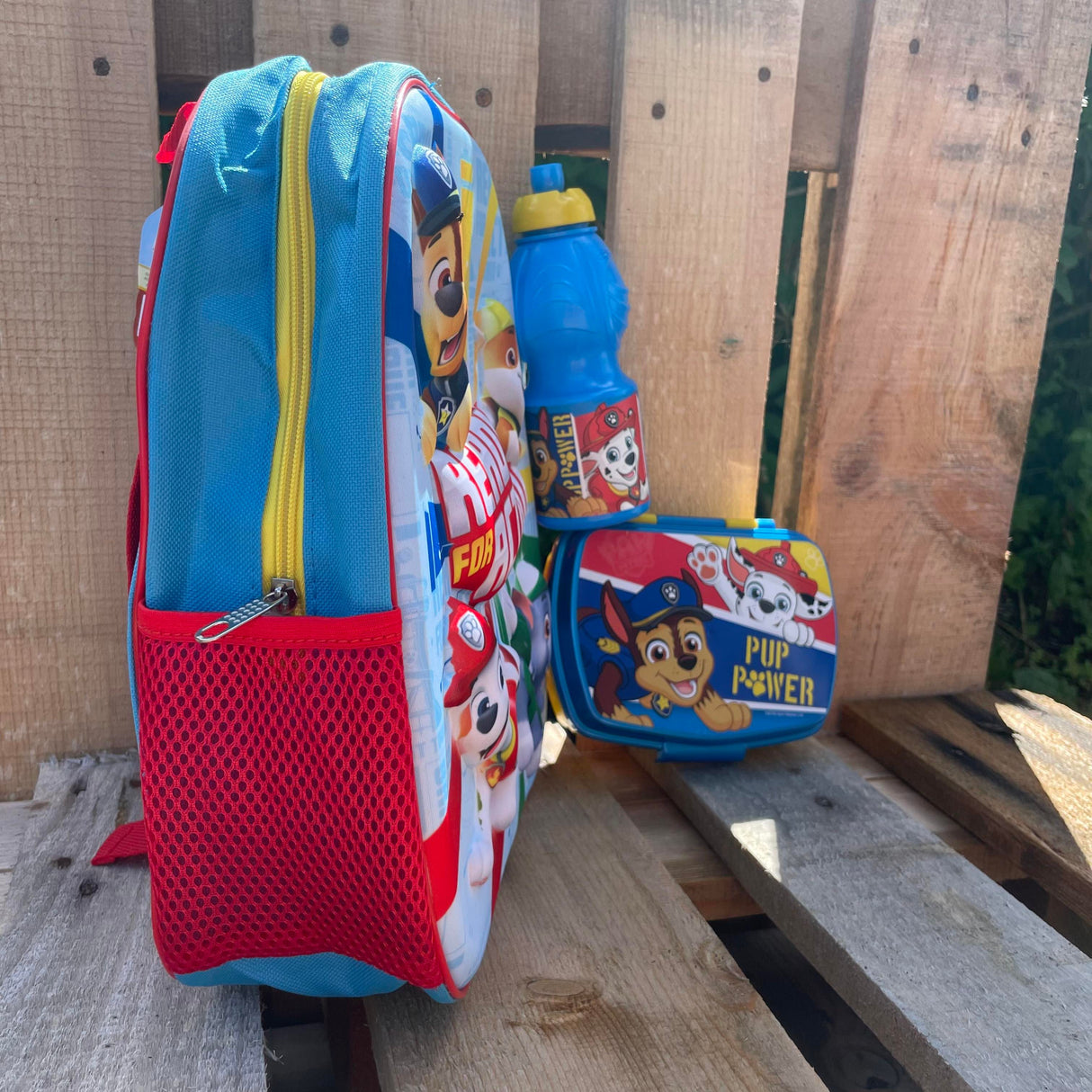 Paw Patrol startersæt med 3D rygsæk, madkasse og drikkedunk.