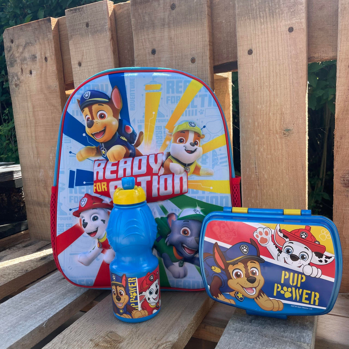 Paw Patrol startersæt med 3D rygsæk, madkasse og drikkedunk.