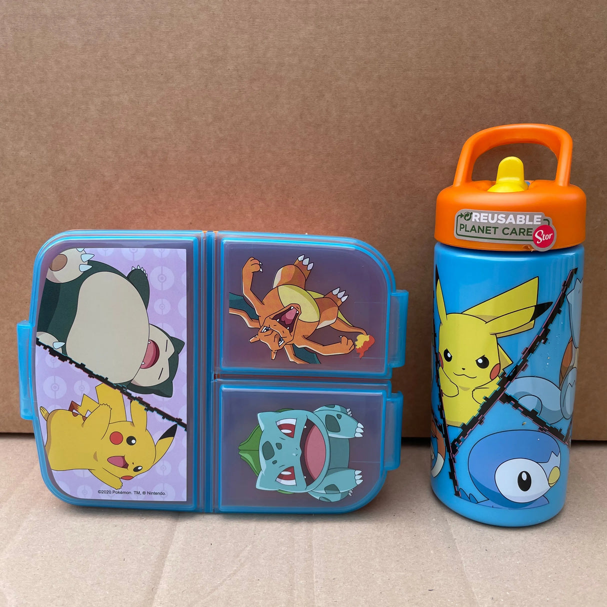 Pokemon premium madkasse/drikkedunk