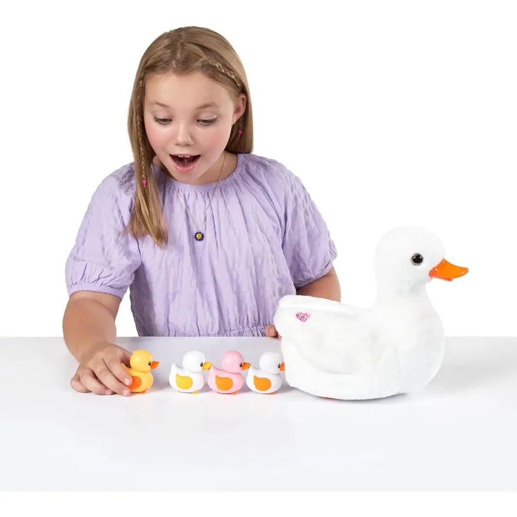 Pets Alive Mama Duck surprise