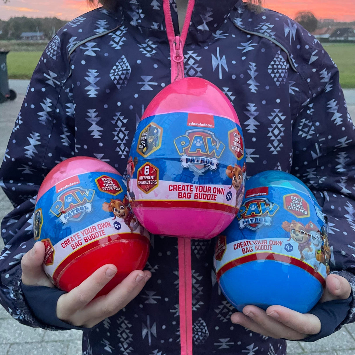 Paw patrol æg med 15 cm bamse