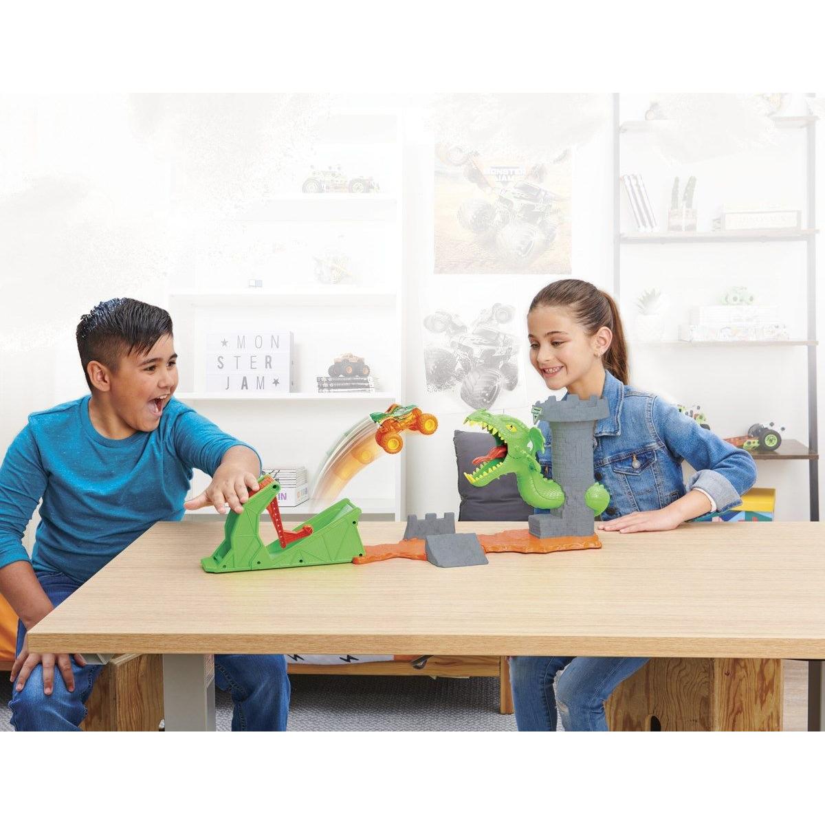 Monster Jam Dueling Dragon