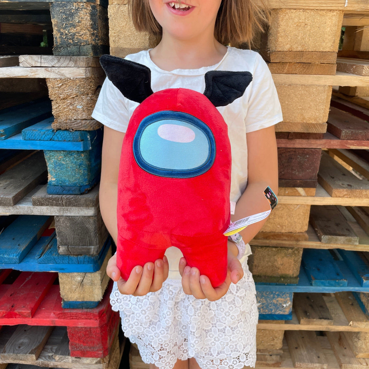 Among Us rød djævle bamse