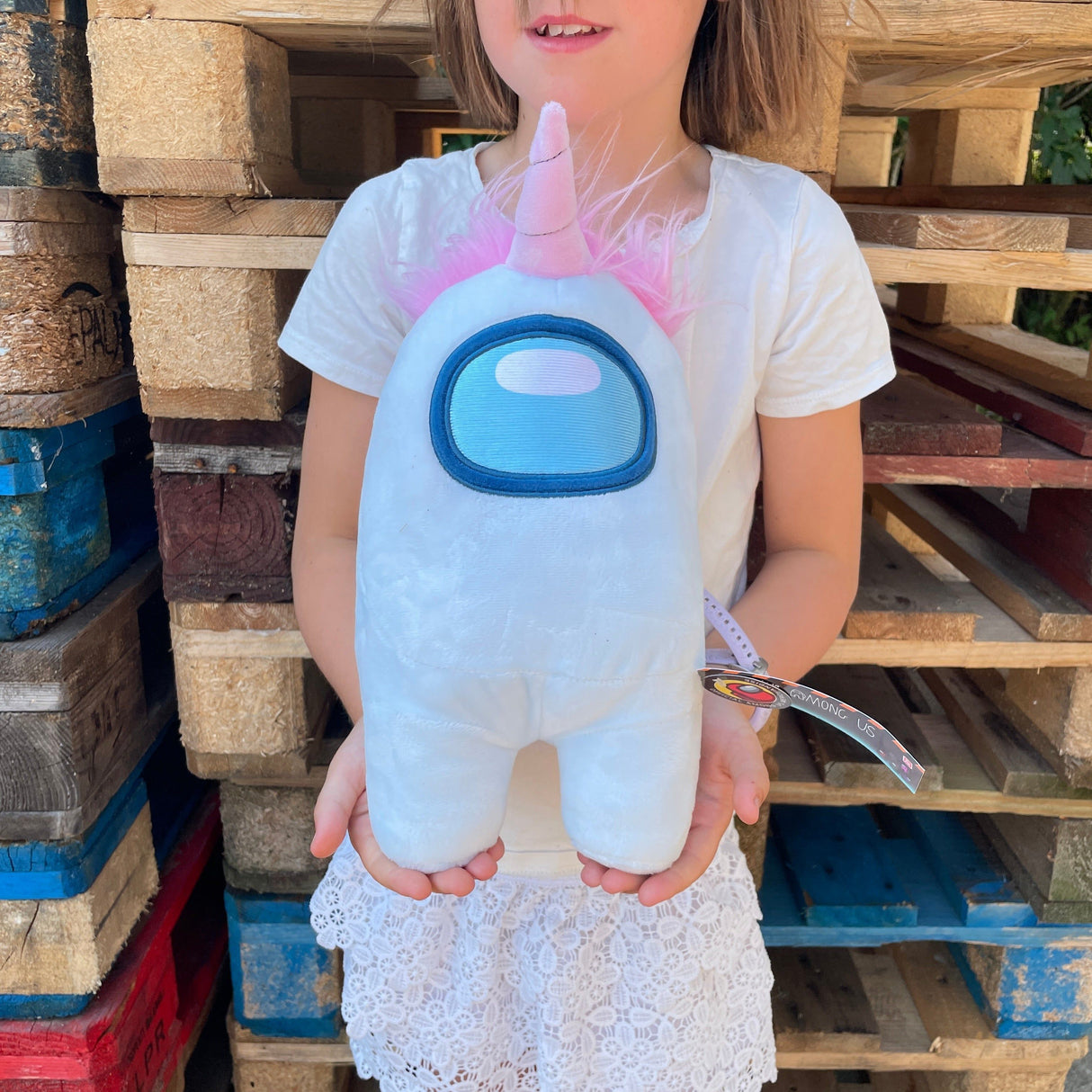 Among Us hvid unicorn bamse