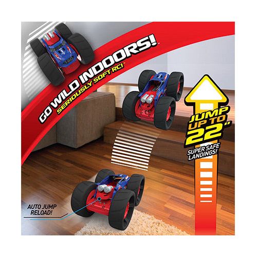 Air Hogs fjernstyret stunt bil - hopper op til 55 cm