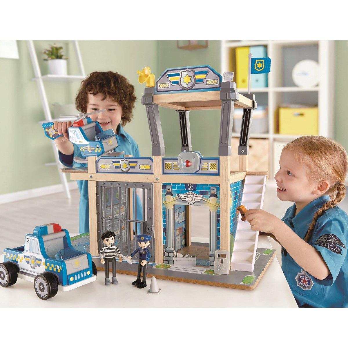 Hape Metro politistation med lys og lyd