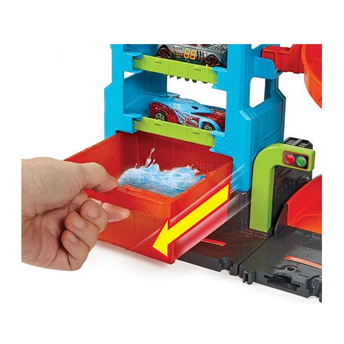 Hot Wheels Mega Tower Car Wash inkl. Color Shifter bil