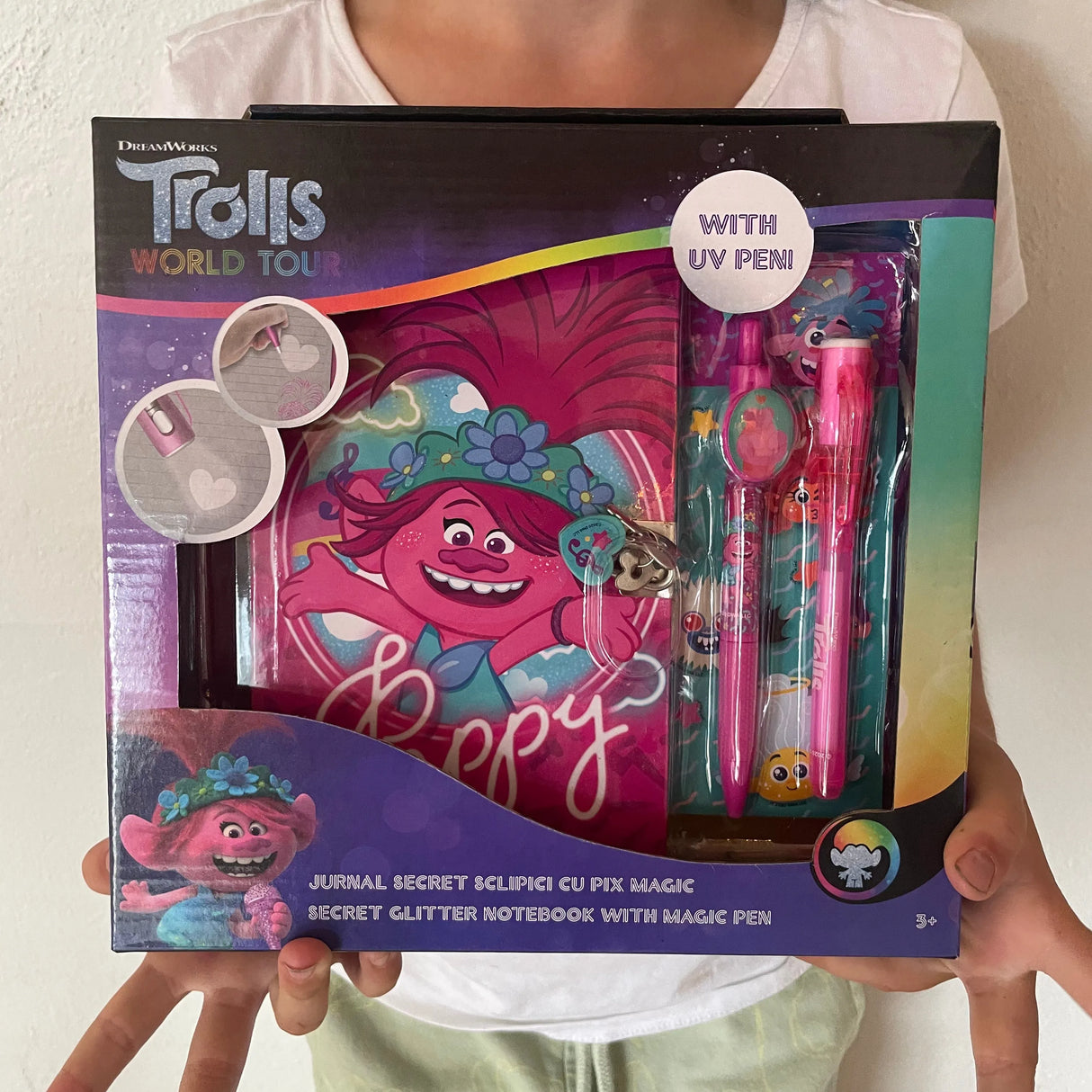 Trolls dagbog med UV pen