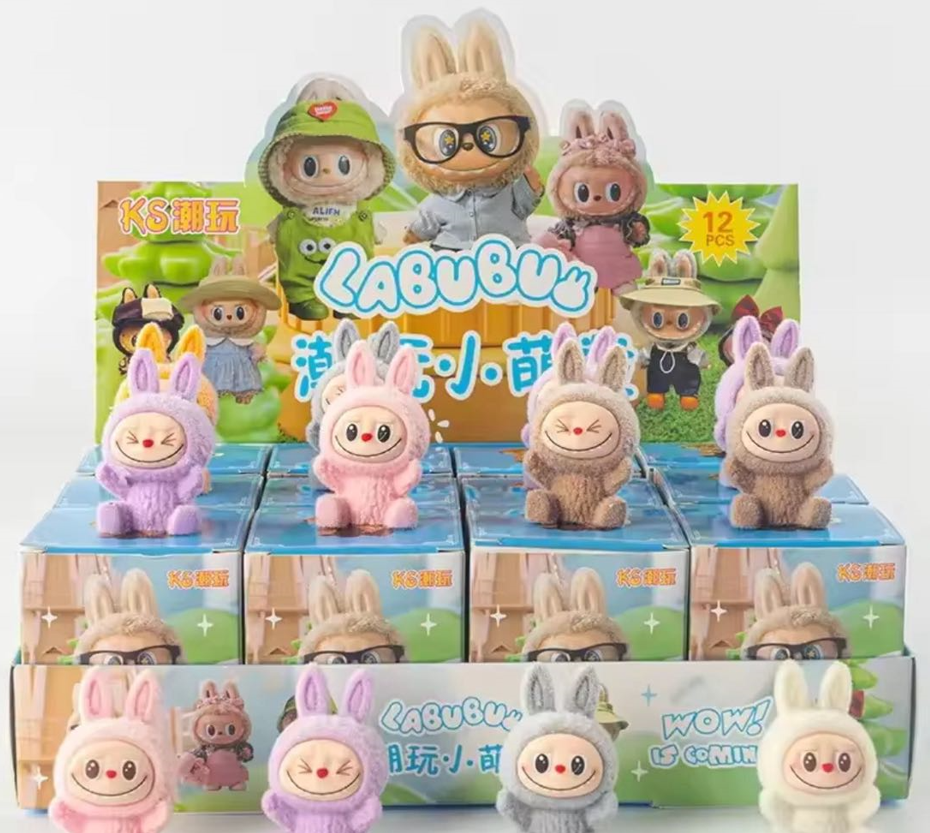 FORUDBESTILLING - Labubu adventure surprise figur box (LEVERING 14 DAGE)