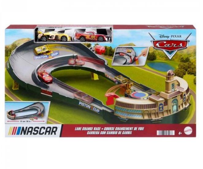 Disney Pixar Cars Nascar race