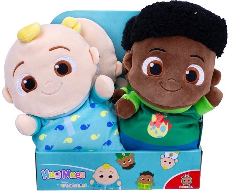 Cocomelon squishmallow 25 cm (Grøn eller blå dragt - tilfældig)