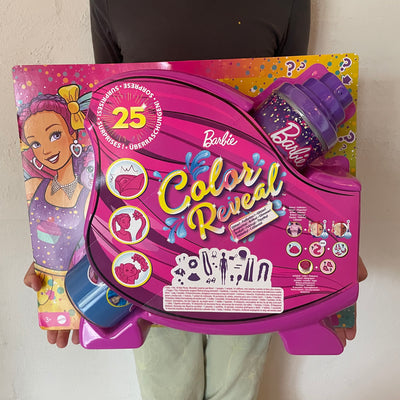 Barbie colour reveal med 25 overraskelser
