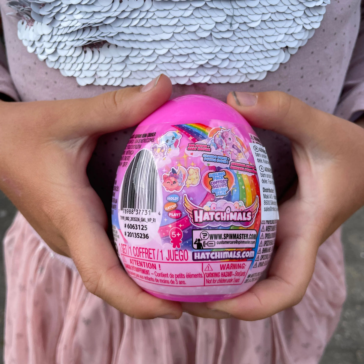 Hatchimals surprise egg